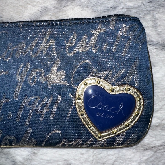Vintage Coach Wristlet - Picture 2 of 3